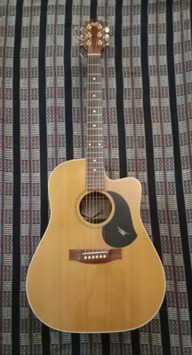 $850 • Buy Maton Acoustic/Electric Guitar EM325C  THE GILMOUR  With AP5 PRO PICKUP SYSTEM