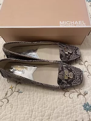 Ladies Michael Kors Hamilton Loafer Nib Size 9 • $49.99