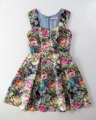 Review Fit & Flare Floral Womens Dress Sz 10 Sweetheart Neckline Knee Length • $56