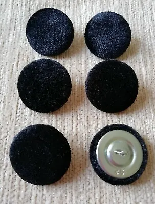 £1.05 • Buy Black Pastiche Crushed Velvet 45L/28mm Upholstery Loop Back Buttons