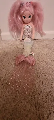 Vintage 90's  Mermaid Doll / With Seashell  • $20