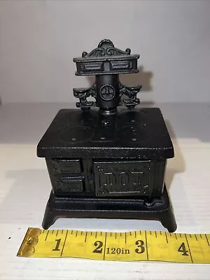 Vintage Miniature Cast Iron DOT Stove Oven Black Dollhouse Kitchen Furniture • $21.99