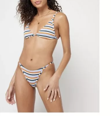 NEW L*SPACE Millie Triangle Top Bikini Top Size M Medium Stripe • $29.99