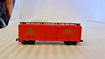 N Scale Model Power Maine Central Orange Box Car #14785 • $15