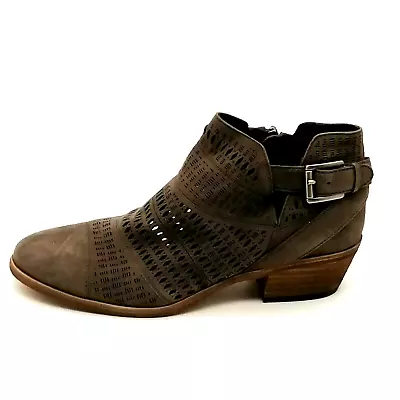 Vince Camuto Womens Block Heel Ankle Boot Side Zip Laser Cutout Cushion Gray 8.5 • $23.99