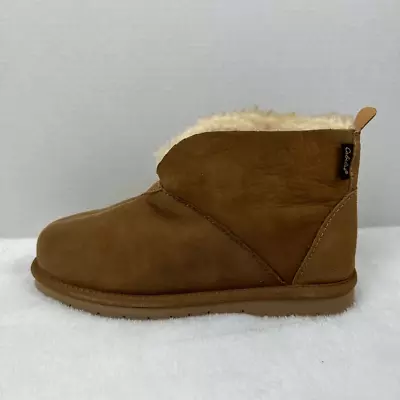 Cabela’s Women’s Sheepskin Cocoa Loungers Size 9 • $70