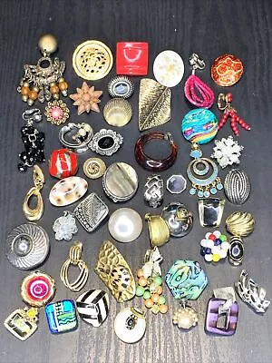 Vintage Clip On Earrings Lot 50 Singles Some Signed 1940’s-70’s Jewelry E307 • $59.99