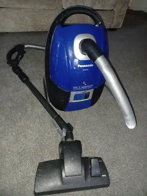 Panasonic MC - CG712 Vacuum Cleaner • £75