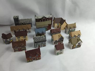 Wade England Lot Of 17 Miniatures- MAKE AN OFFER • $74