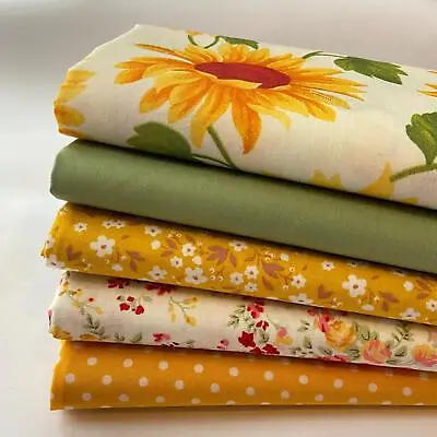 Rose & Hubble 100% Cotton Fabrics 5 Piece FAT QUARTER Bundle Red Flower AM05 • £9.25