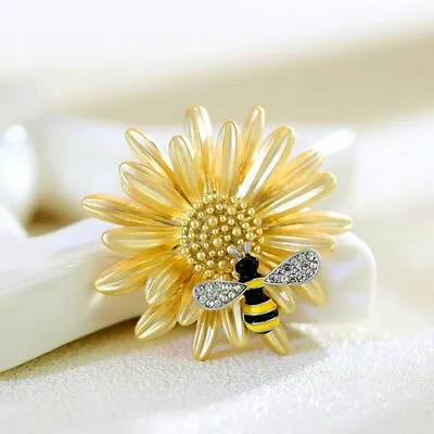 Fashion Daisy Sunflower Bee Insect Enamel Crystal Brooch Pin Women Jewelry Gift • £3.36