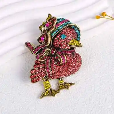 Vintage Elegant Full Rhinestone Duck Brooch Pin Corsage Cartoon Accessories • $6.56