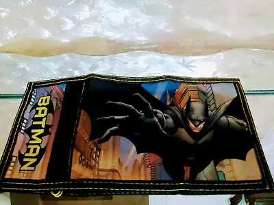 Batman-Themed Comic Book Art Tri-Folding Fabric Wallet • £6