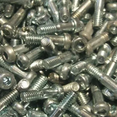 Thirty Meccano Allen Pivot Bolts 9/16  Long Part A147d • £3