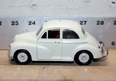 Saico 1956 Morris Minor 1000 Scale 1:26 White Pull Back Action Car • $11.99