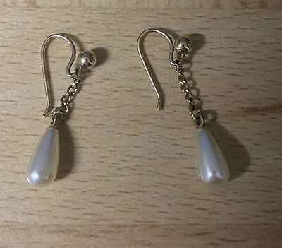 9ct Gold Cultured Pearl Drop Earrings  • £30