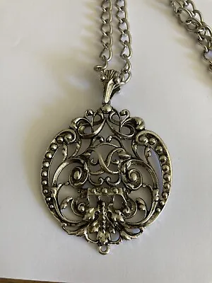 Chunky Vintage Monet Silver Tone Art Nouveau Revival Pendant Necklace • $8