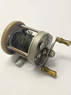 Vintage Outdoor Sportsman Pflueger Supreme Fishing Bait Casting Reel Free Ship • $17.50