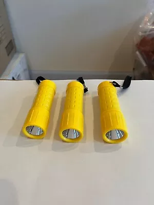 3 Yellow Plastic Small Mini LED Flashlight. 3 AAA Battery 1 Watt • $7