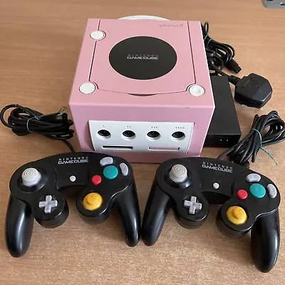 Nintendo GameCube Pink & White Console 2 Official Controllers & Power Adapter • £79.99