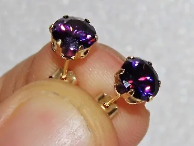 9ct Gold 1.00CT Amethyst Stud Earrings - Ladies Women Girls Gold Earrings • £21.95