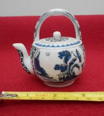 Vintage Miniature Teapot Porcelain Art Collectable Decorative Display Tea Pot • $6.16