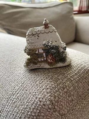 Lilliput Lane - CHRISTMAS AT SUGAR LOAF COTTAGE • £3.20