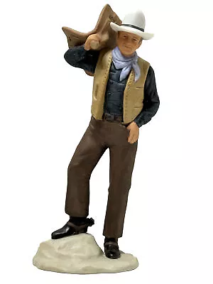 Avon Images Of Hollywood John Wayne 1985 Porcelain Figurine Statue Dark Comand • $27.29