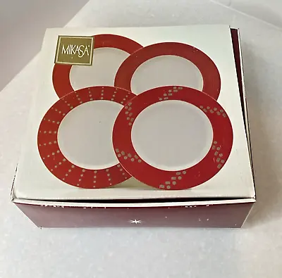 Mikasa Red Cheers Ruby Set Of 4 Dessert Plates 8 1/2  L3184/402 New In Box • $39.99
