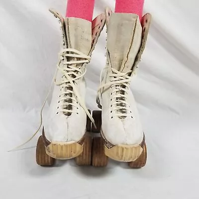 Vintage Chicago White Leather Quad Roller Skates W/ Wooden Wheels Sz 8 • $17.99