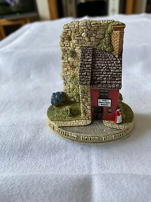 Lilliput Lane - THE SMALLEST HOUSE - With Box And Deeds • £8