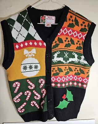 Christmas Sweater Vest Mens Medium Has A Small Tare • $11.25