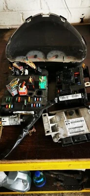 £48 • Buy Peugeot 206 Petrol Complete Ecu Kit 9647498180 9657429680 9653667680 A306