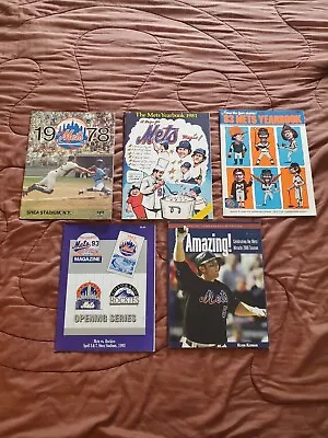 New York Mets Book Lot 3 Yearbooks: 1978 1981 1983. 2 Magazines: 1993 2006 • $29.99