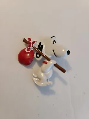 Htf Vintage Peanuts Snoopy Gold Tone 1950s Hitchhiking Runaway Enamel Brooch Pin • $10