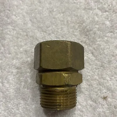 1” Tracpipe Male Adapter 1” Npt • $31.99