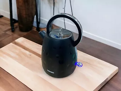 T4tec Quirky Range British Designed Fast Boil Kettle - Black Boxed. BRAND NEW • £14