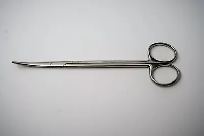 V Mueller Metzenbaum Dissecting Scissors 7 Inch SU1945 (Used) • $42