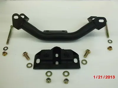 1967 1968 68 1969 1970 71 72 73 Cougar Mustang  T5 Crossmember  Mount & Bolts   • $99