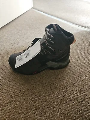 Salomon Goretex Boots • £130