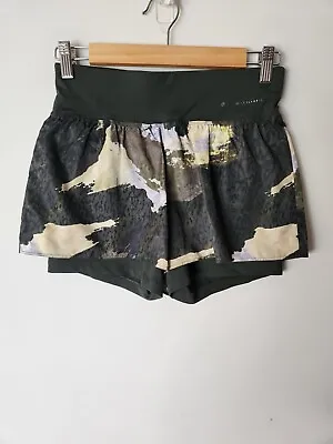 Oysho Fitness Athletic Shorts Womens Small Green Camo Compression • $5.99