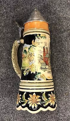 German Beer Stein Munchen City. • $5