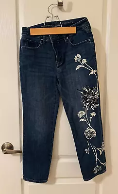 Chicos So Slimming Girlfriend Crop Jean Floral Bead Embellished Size 00 Stretchy • $22.99