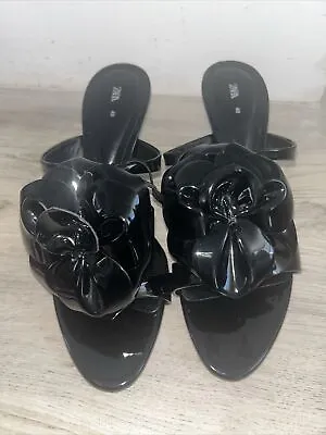 New Zara Black Patent  Leather Flower Sandal Slide 40 Or  USA 9 • $35.99