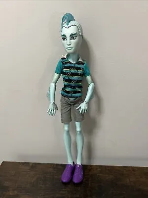 Monster High Boy Doll Original GILLINGTON GIL WEBBER • $19.99