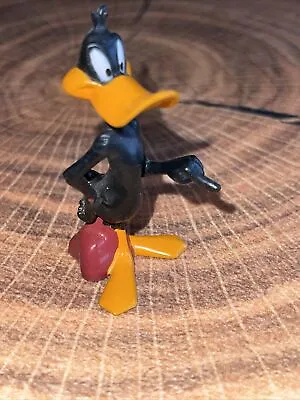 WARNER Bros. VTG 1995 LOONEY TUNES DAFFY DUCK NEAR ROCK 2.5  PVC FIGURE • $6