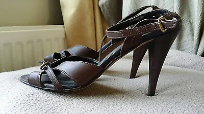 Fabulous New Lea Foscati Brown High Heels Sandals  • £20