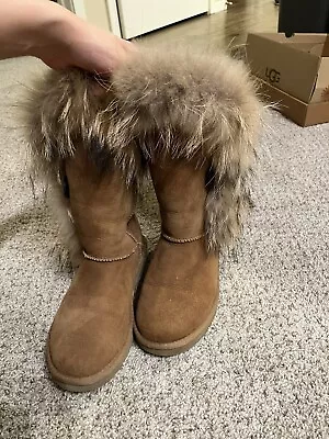 UGG Boots Size 8 Womens • $8.20