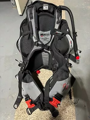 Mares SCUBA Magellan BCD – Size: LG/XL Lite Weight For Travel Used Only Once.  • $300