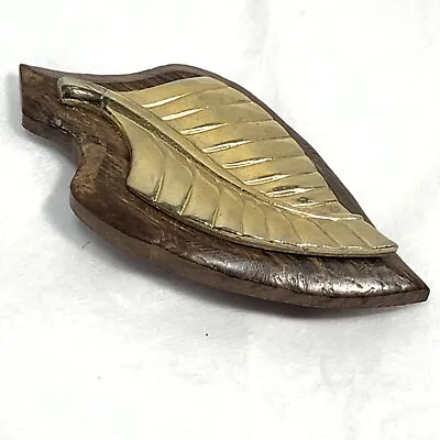 VINTAGE MCM Carved Wood LEAF PIN Gold Tone OVERLAY Ridged Modern  • $10.95